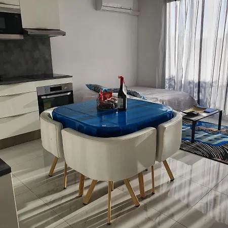 Apartment Harmony Vallauris